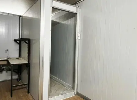 Phòng Trọ Giá Rẻ - Rộng - Gần Chợ Và Trường Học - Chỉ 1.800.000 Đồng / Phòng