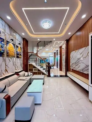 Bán Nhà Hẻm Đường Lã Xuân Oai - Long Trường - Q9 - Nhà 4 Tầng,