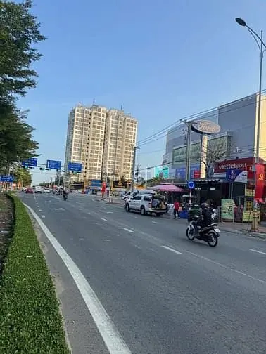 Toà Nhà 1 Hầm + 6 Tầng Mặt Tiền Đại Lộ Võ Nguyên Giáp, Cần Thơ