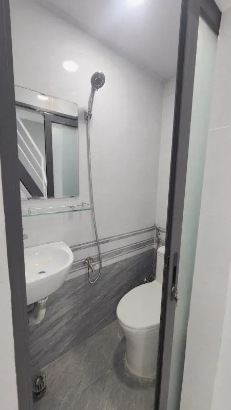 Cho Thuê Nhà Nguyên Căn Mặt Tiền, 39 Phạm Văn Xảo, Tân Phú, Tp Hcm