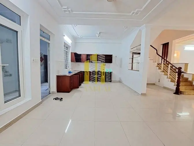 Villa 380M2 Gara 2 Lầu Gần Cầu Sài Gòn Giá 37 Triệu