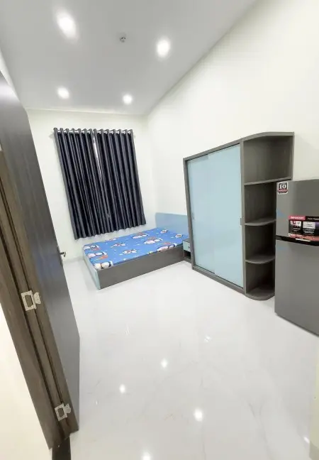 Cho Thuê Chdv Cát Lái Đường 40Cl, Siêu Rộng 25M2 3Tr8 Full Nt