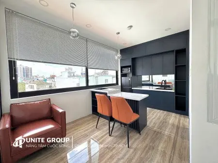 Căn Hộ 1 Phòng Ngủ Cao Cấp – Tách Bếp Riêng – Full Nội Thất – Hầm Xe Rộng Rãi – Ngay Hoàng Việt