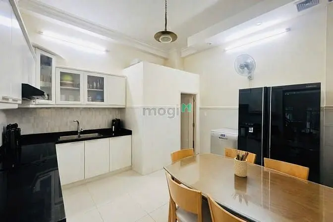 Nhà Phố Khu Vip Lý Thường Kiệt - Gần Nhà Thi Đấu Phú Thọ - 64M2 - 5 Tầ