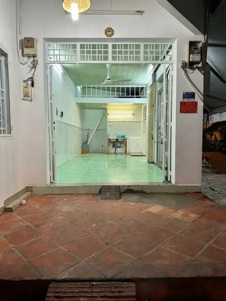 Phòng Cho Thuê Có Thể Làm Mặt Bằng - 2 Mặt Tiền, 30M2