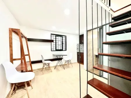 Duplex, Thang Máy, Hầm Xe, Bảo Vệ - Bạch Đằng Gần Đh Hồng Bàng