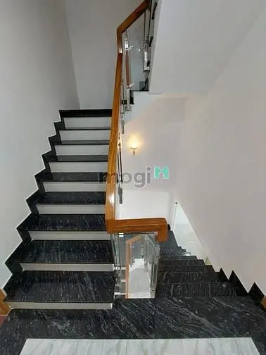 Nhà Ngộp Bank Nhóm 2 Ngay Lê Trọng Tấn - Nhà Mới 4X15 - Giá 5Ty7