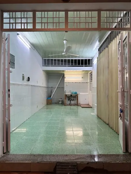 Phòng Cho Thuê Có Thể Làm Mặt Bằng - 2 Mặt Tiền, 30M2