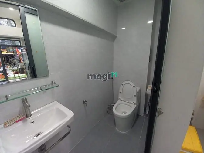 Cần Cho Thuê Mặt Bằng Vỉa Hè Rộng Mặt Tiền Bùi Đình Túy, Bình Thạnh