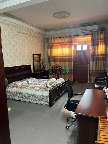 Bán Nhà 8X20, 3 Tấm Rưỡi, Kdc Tên Lửa