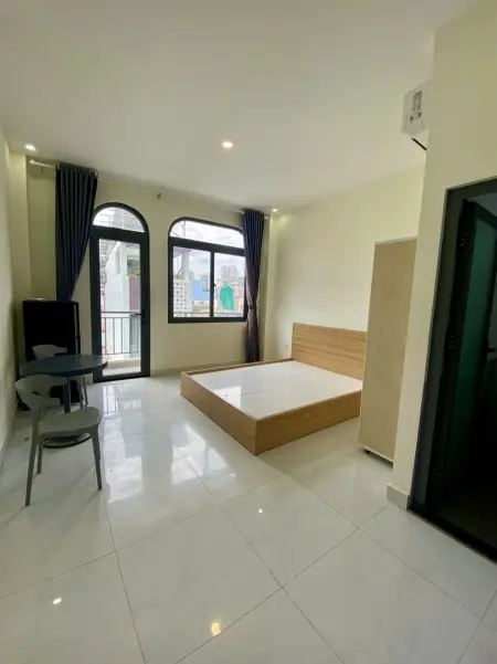 Căn Hộ Ban Công – Full Nội Thất – Quận 7