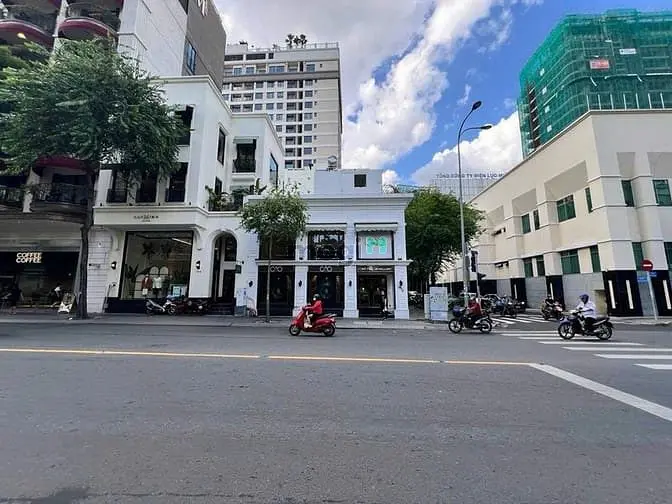 Mặt Bằng Góc Đối Diện Park Hyatt – Top Vị Trí Thương Hiệu Đẹp Nhất Q1