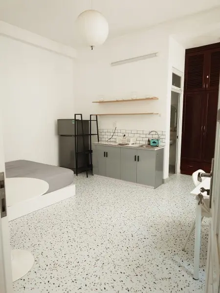 Phòng Ban Công Riêng Cửa Sổ Lớn 28M2 Đầy Đủ Tiện Ích; Khu Vực Trần Não - Lương Định Của.