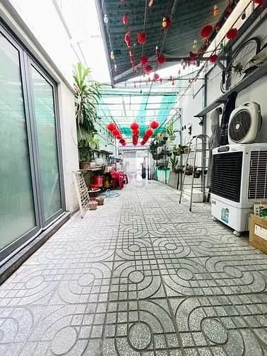 Nhà 2 Mặt Tiền Hẻm Có Cổng Sau - Nguyễn Văn Lượng - Xe Hơi Đỗ - Nở Hậu