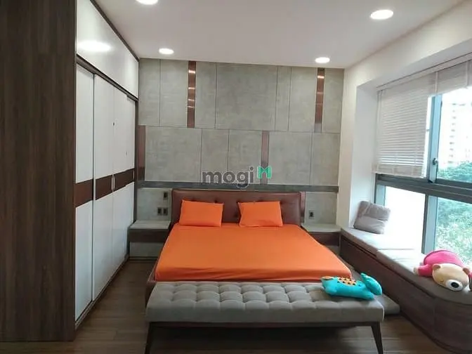 135M2-3Pn-2Wc, Full Nội Thất, Giá Thuê: 55Tr /Th Tại Riverpark Premier