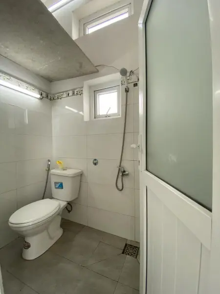 Phòng Trọ Ban Công Cửa Sổ Lớn Giá 3Tr7