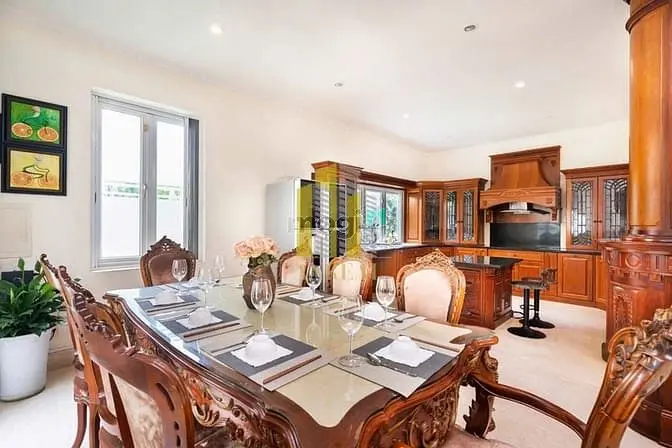 Cho Thuê Biệt Thự Thảo Điền Hồ Bơi Sân Vườn - Tiện Nghi Cao Cấp