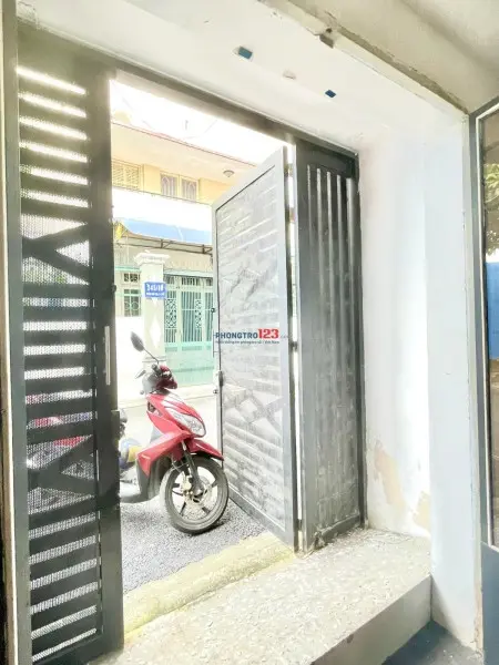 Cho Thuê Nhà Riêng Chính Chủ - Hẻm Xe Hơi 245 Hoàng Văn Thụ - 48M2 - 1 Trệt, 1 Lầu - 15Tr/Tháng
