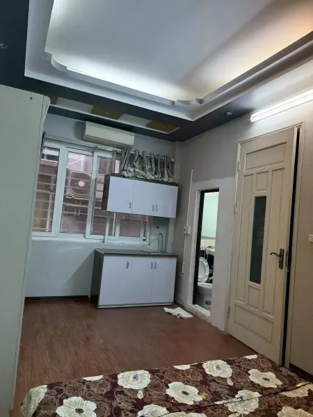 Cho Thuê Studio Hoàng Ngân Gần Láng Hạ Full Nội Thất, Có Ban Công