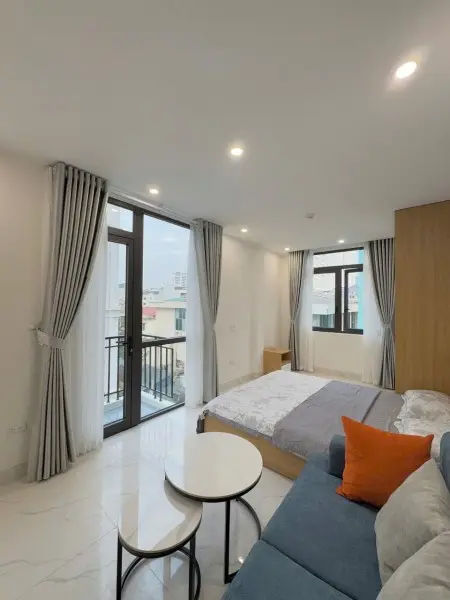 Căn Hộ Ban Công, 2 Cửa Sổ Đón Nắng _ Ngay Phan Đăng Lưu Gần Chợ Bà Chiểu, Có Thang Máy