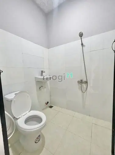 Phòng Gác Sinh Viên Ở 2-3 Người Thoải Mái Gần Các Trường Đại Học