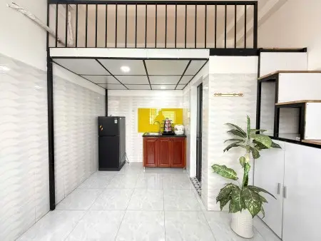 Căn Hộ Gác Lửng 25M2 Full Tiện Nghi Lý Thường Kiệt Gần Đại Học Bách Khoa