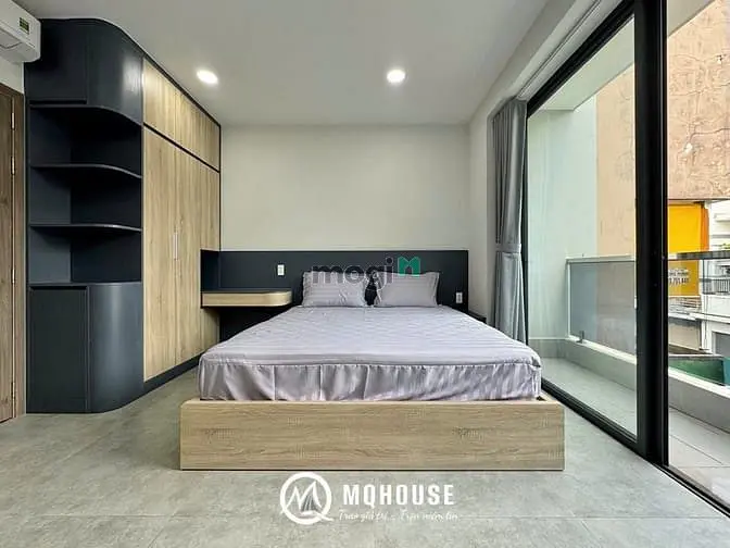 Phòng Đẹp Sạch Sẽ Ban Công Thoáng Mát