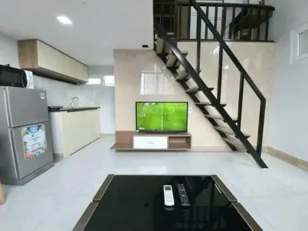 Phòng Mới Xây Full Nội Thất, Ban Công, Cửa Sổ Trời Ngay Phan Văn Hớn, Quận 12