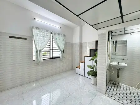 Duplex Đón Nắng Cửa Sổ Thoáng Tại Bùi Đình Túy Gần Học Viện Cán Bộ