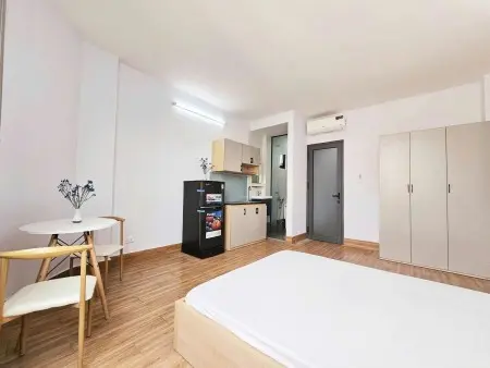 Căn Hộ View Thoáng Full Nội Thất Giá Rẻ Ngay Dương Quảng Hàm Gần Vlu