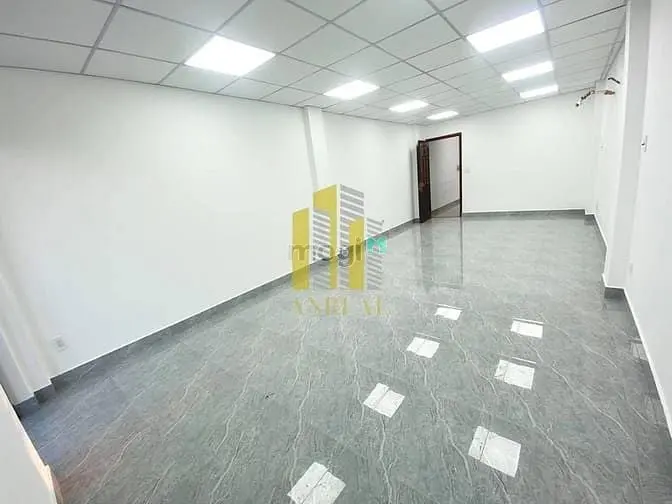 Cho Thuê Nhà Mặt Tiền Nguyễn Hoàng Hầm 4 Lầu Giá 40 Triệu