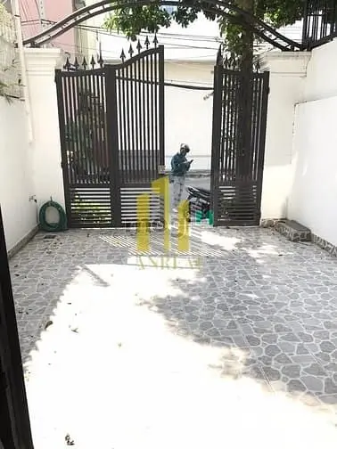 Nhà Phố Xinh Xinh Sân Xe Hơi Gần Trần Não Giá 25 Triệu