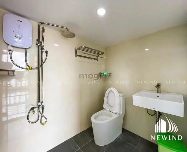 Cho Thuê Căn Hộ Full Nội Thất _ Ban Công, Cửa Sổ _ Phan Văn Hớn - Q12