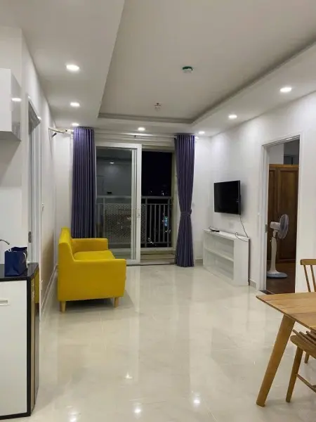 Căn 2P Ngủ, Full Nt Ở Chung Cư Bàu Cát Giá 11Tr/Th, Nhà Mới