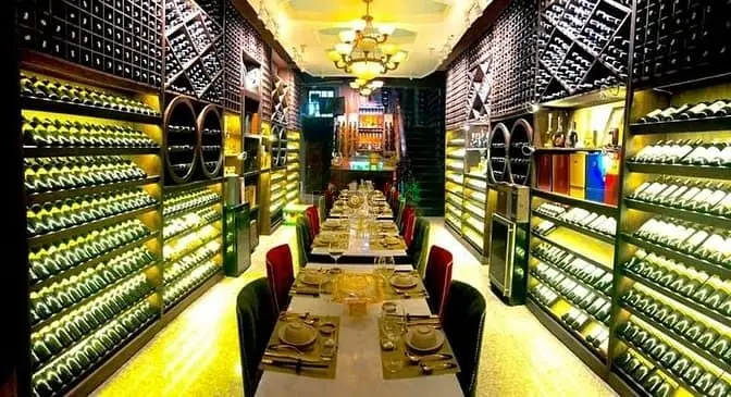 Rẻ Hơn Thị Trường 15% Bán Nhà Mặt Tiền Hồ Xuân Hương Quận 3, Dt 14X20M