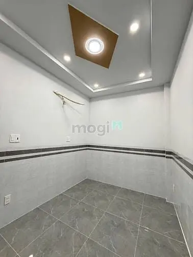 Bán Nhà Hẻm Thông Đường Xe Tải