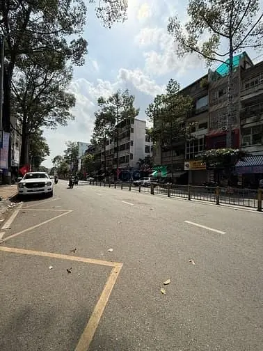 Chính Chủ Bán Nhà Cũ Tiện Xây Mới Hẻm Vào Nhà 4M Trần Phú Q.5 - 65M2