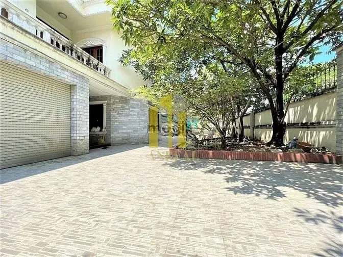 Cho Thuê Biệt Thự Kinh Doanh Tại Thảo Điền 550M2 - Sân Vườn Rộng Rãi