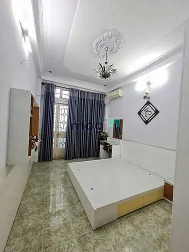 Nhà Sát Mặt Tiền Hoàng Sa - Xe Hơi Đỗ Cửa - Kinh Doanh Tốt