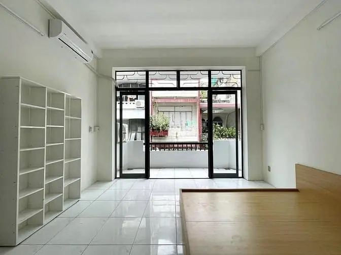Studio 30M2 Tách Bếp Ban Công Full Nội Thất Quận 10