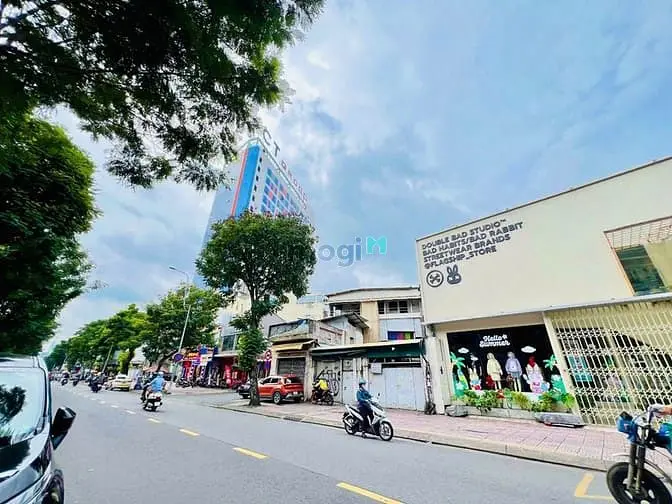 Hiếm! Mt 12M Lê Văn Sỹ Q3 – 3 Tầng Trống Suốt, Kd Thoải Mái