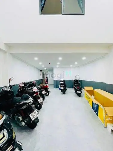 Bán Nhà Chdv Đẹp (5X20) 317/24 Thống Nhất P11 Gò Vấp (14 Phòng)