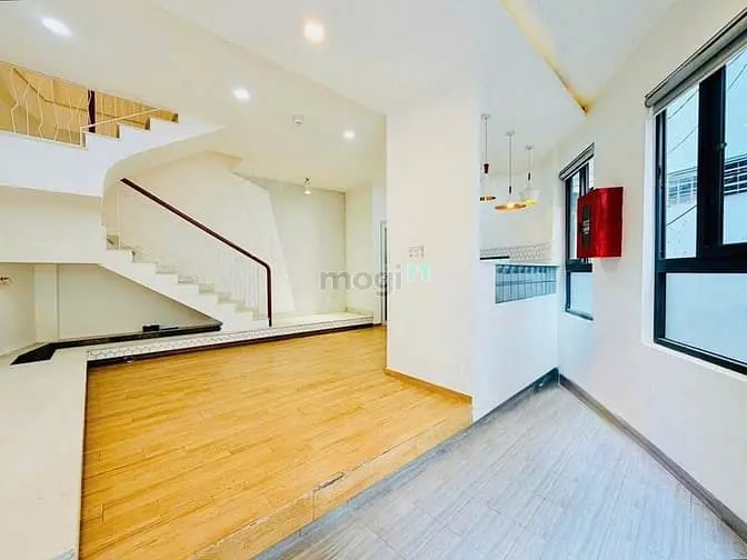 Bán Nhà Hẻm 3M Đường Nguyễn Thái Sơn, P.5, 6 X 7, 3 Tầng, 4Pn Giá 5.5