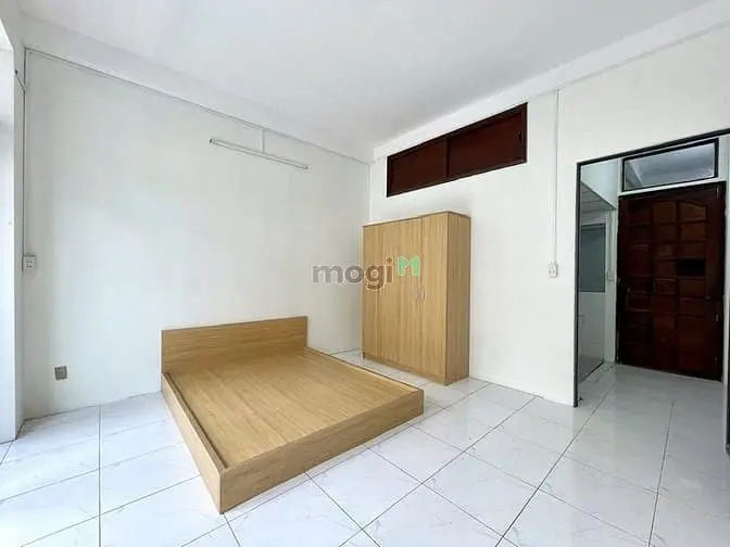Studio 30M2 Tách Bếp Ban Công Full Nội Thất Quận 10