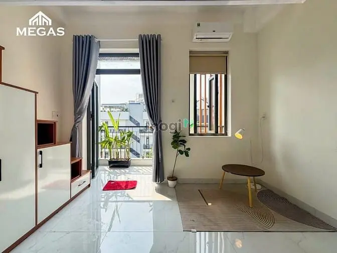 Căn Hộ Mới Xây Full Nội Thất _ Ban Công, Cửa Sổ _ Ở Trường Chinh