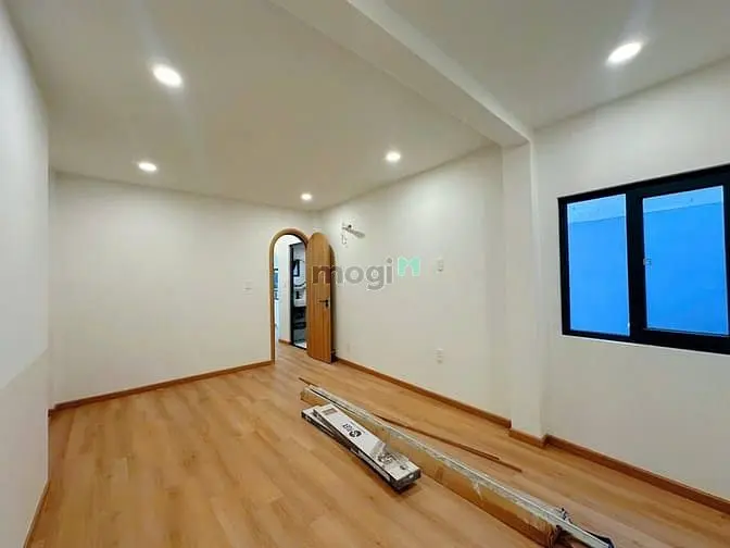 Bán Nhà 112M² Có Sẵn 68M² Thổ Cư Ngang 6.2M Giá 7.8 Tỷ Tại Quận 4