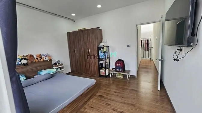 Nhà Rẻ Tân Phú - Hxh- Nhà 2 Tầng Đẹp Vào Ở Ngay - Full Nội Thất