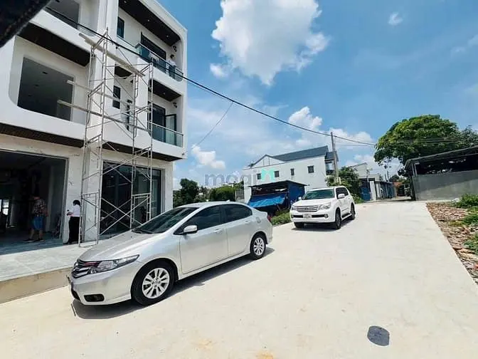 Bán Nhà Gắp Khu Dân Cư Song Long Tt Thủ Dầu Một