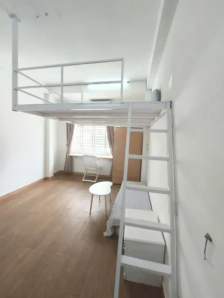 Duplex Siêu Rộng. Có Cửa Sổ Lớn Giá 5.2 Tr