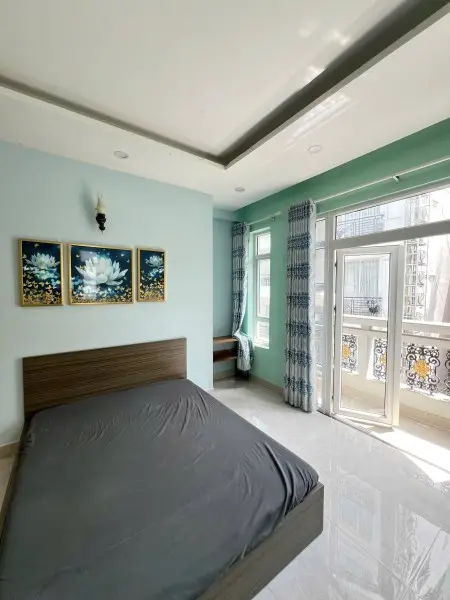 Căn Hộ 2Pn 50M2 Có Ban Công - Máy Giặt Riêng - Khu Vực Trung Tâm - Ngay Phan Xích Long